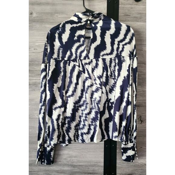 TED BAKER NUURAS BLOUSE HIGH NECK ZEBRA STRIPE IVORY & NAVY BLUE SIZE 1 - Picture 3 of 7